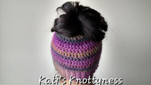 Crochet beanie ponytail hole pattern