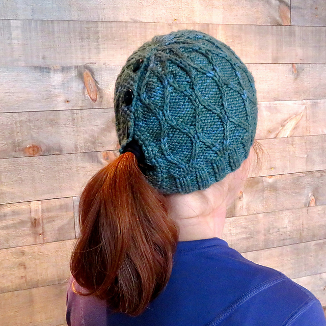 Knit Hat With Ponytail Hole