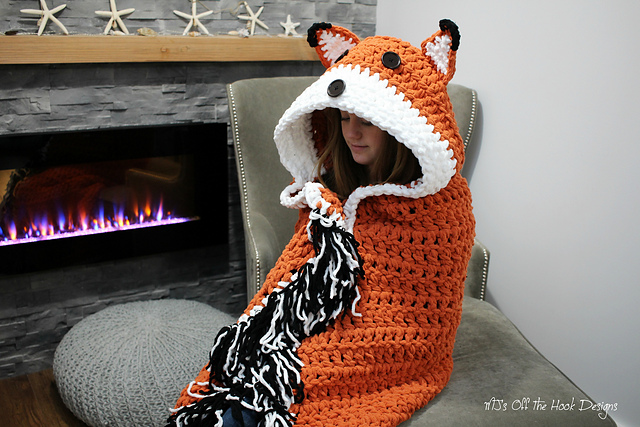 crochet hooded fox blanket