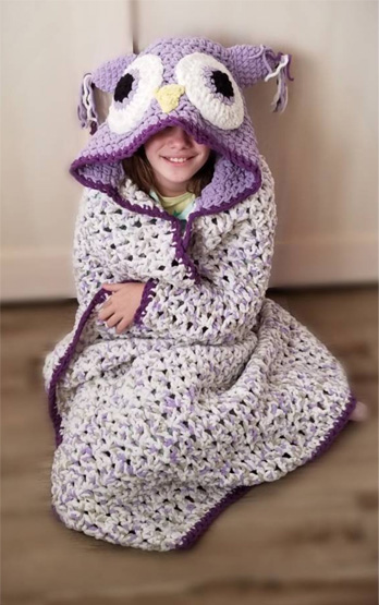 Crochet owl hooded blanket