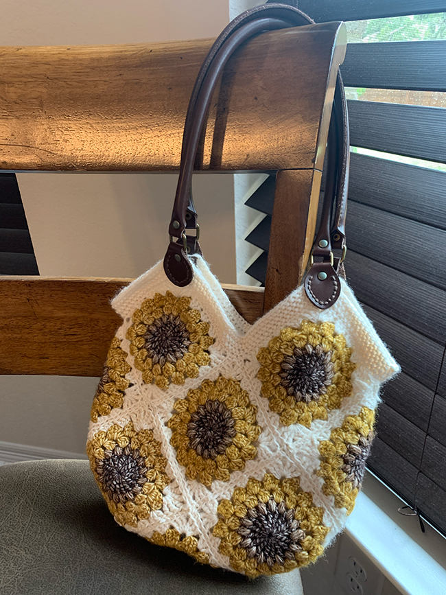 dreaming of sunflowers crochet bag